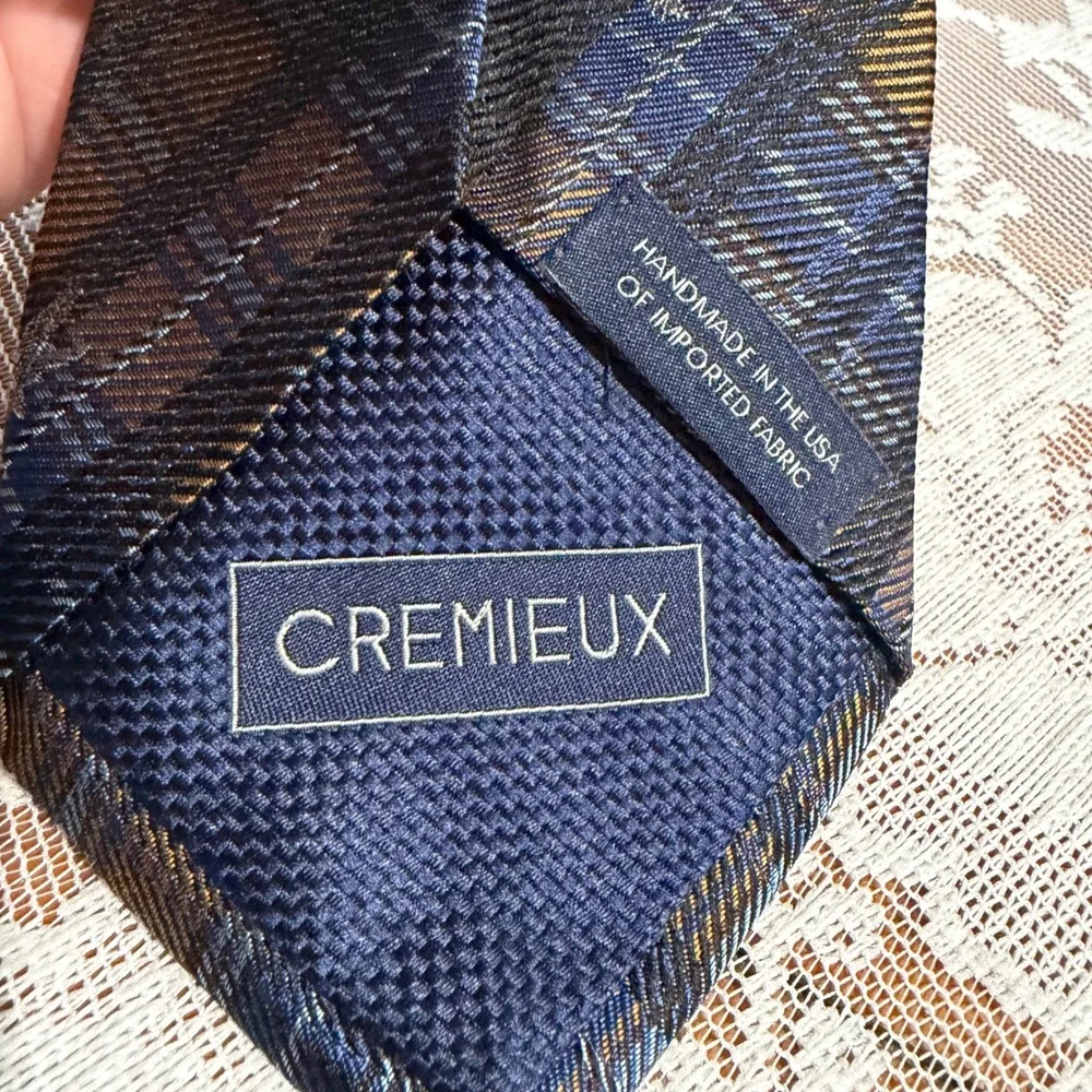 Daniel Cremieux cremieux silk